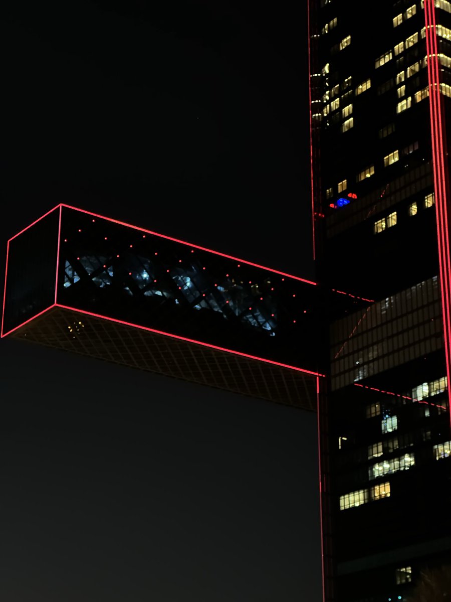 85ttp's tweet image. DAY IN DUBAI