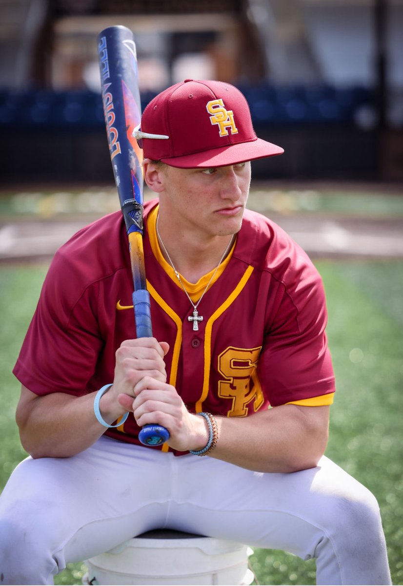 MRI came back today: Full ACL Tear, Lateral Collateral Complete Tear, Lateral Meniscus Tear, Postural Capsule, and Perineal Nerve Tear. Sadly I will be done with sports in High school. Still open to all recruiting!Jeremiah 29:11✝️