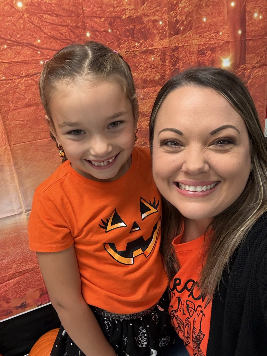 We wore orange for Unity Day! 🧡🧡🧡 <a href="/antibullying/">antibullying</a> #beunited #bekind