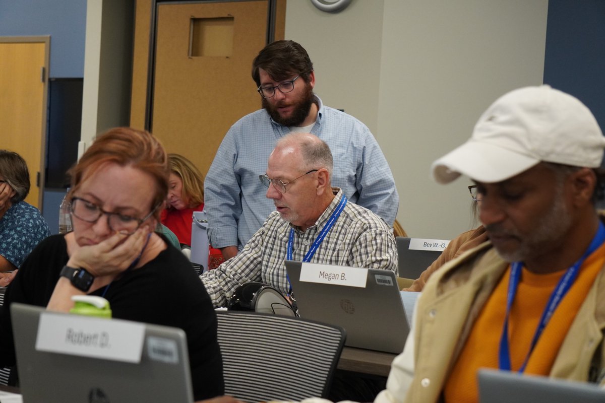 We're training nearly 300 election judges for the November 4 Coordinated Election! You'll see this group at our Voter Service and Polling Centers, with six of them opening Monday 🗳️

#Election2025 #ElectionJudges #Vote #ElectionTraining #EPCVotes #ElPasoCountyClerk