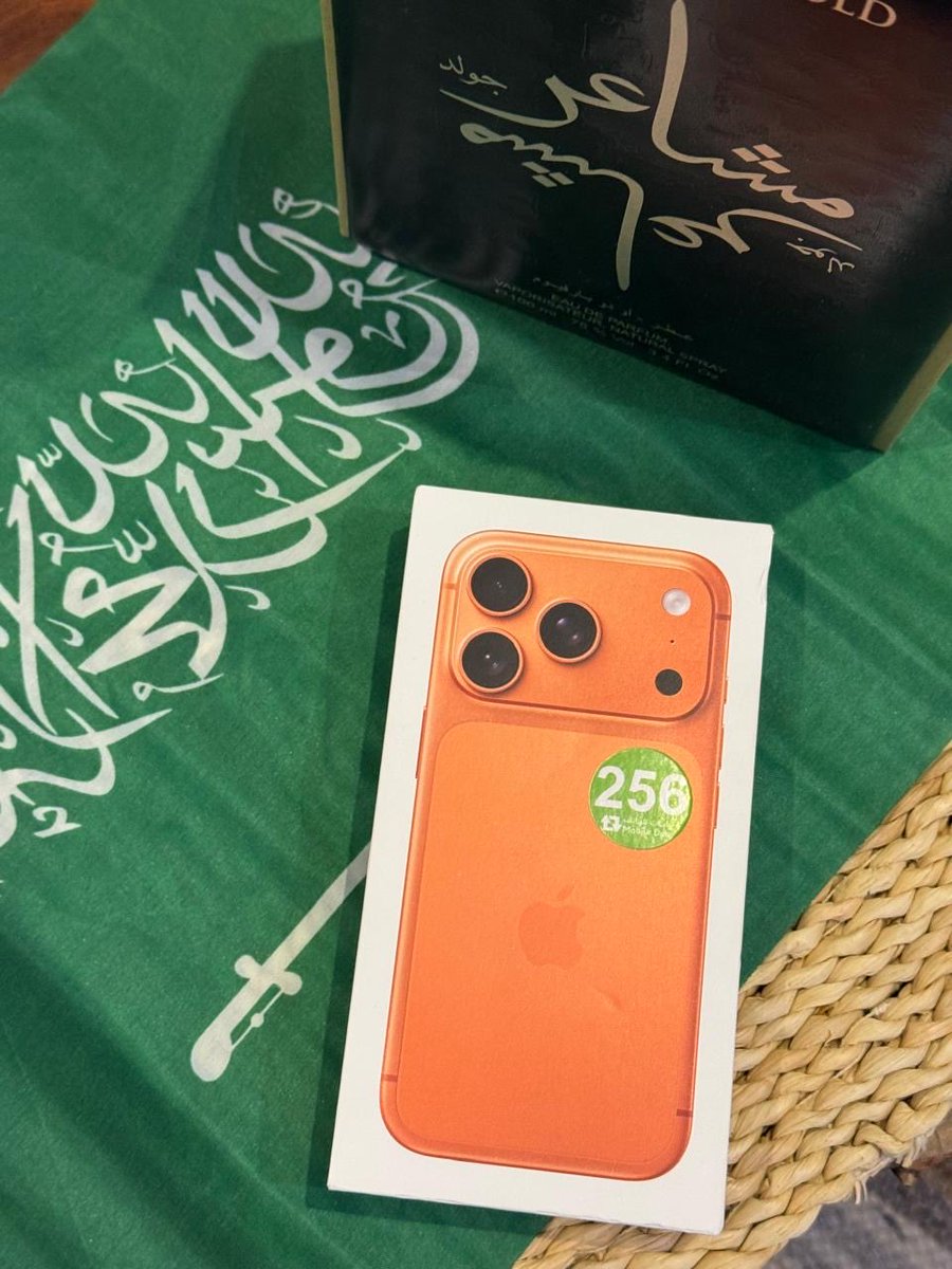 <a href="/AzizbagBag/">عبدالعزيز أحمد بغلف🇸🇦</a> تم استلام الجوال شكراً من القلب ياصاحب الابادي البيضاء والقلب الطيب  <a href="/AzizbagBag/">عبدالعزيز أحمد بغلف🇸🇦</a> اسال الله العظيم ان يشفيك ويعافيك ويكثر خيرك ويزيدك من نعيمه انت يا ابو احمد الجود لك عنوان 💚
ودام عز وطني وحفظ الله ولاة امرنا آل السعود 🇸🇦
وشكراً لابو تالا <a href="/fahad1398/">فهد الشاطري</a> 

#عزّنا_بطبعنا