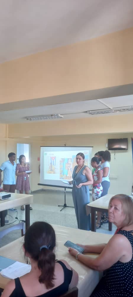 🇨🇺Como parte de la Jornada por el 38  aniversario de creación de la EIPP, este martes los jóvenes nos regalaron un Matutino Especial, dedicado a la Cultura Cubana.
Ellos realzaron una vez más los valores de la identidad nacional.💯
#Cuba
#PetrolerosPorCuba 
#CubaViveEnSuHistoria