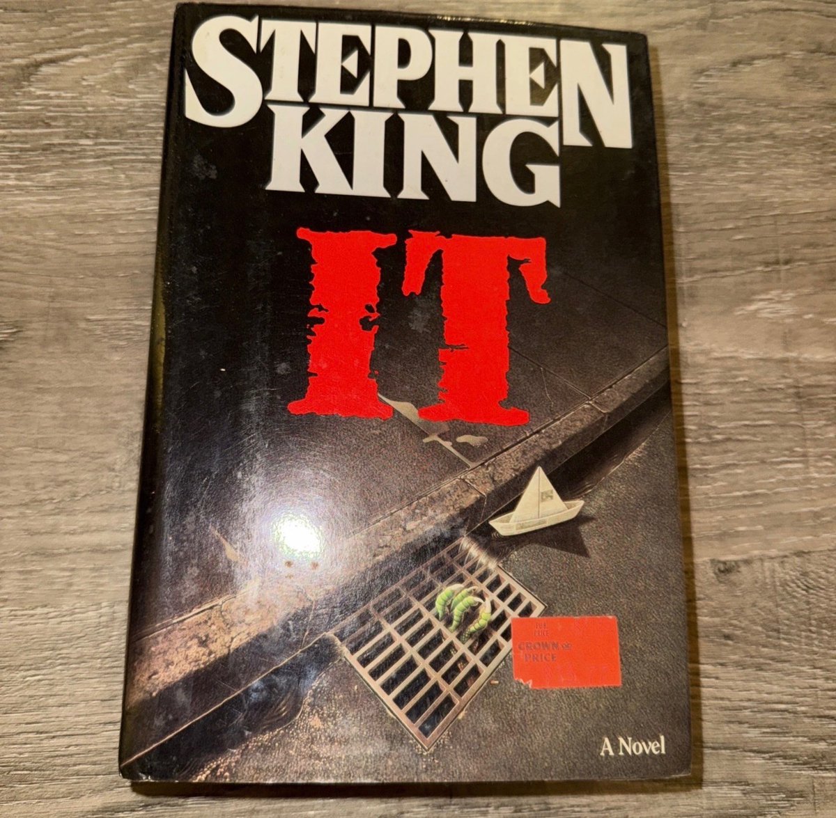 I just finished reading ‘IT’ for the first  time. Why TF did Stephen King finish this with 6 pages of Beverly getting passed around ?