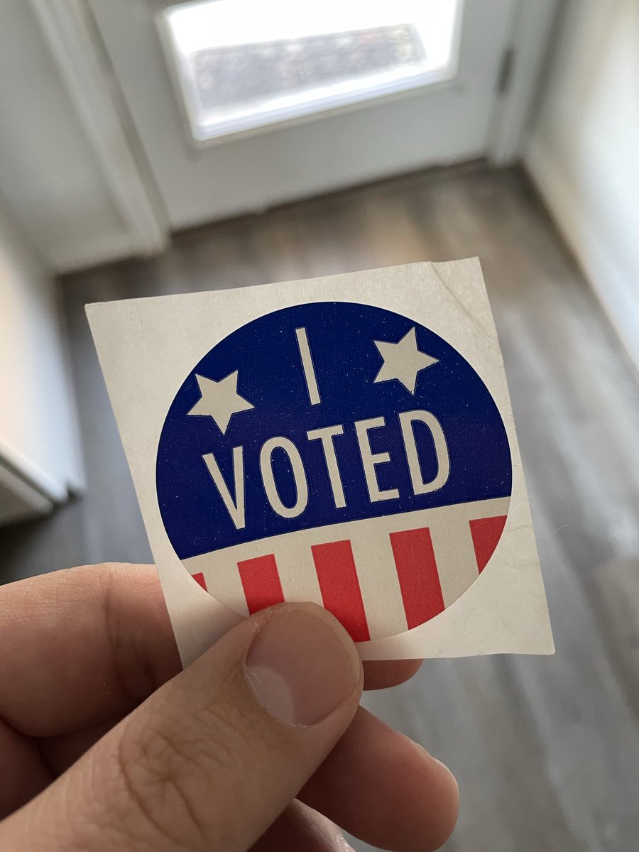 MR_COMMON_5ENSE's tweet image. JUST VOTED YES✅✅✅✅ 
GO SPURS GO!!!!
#spurs
#ProjectMarvel