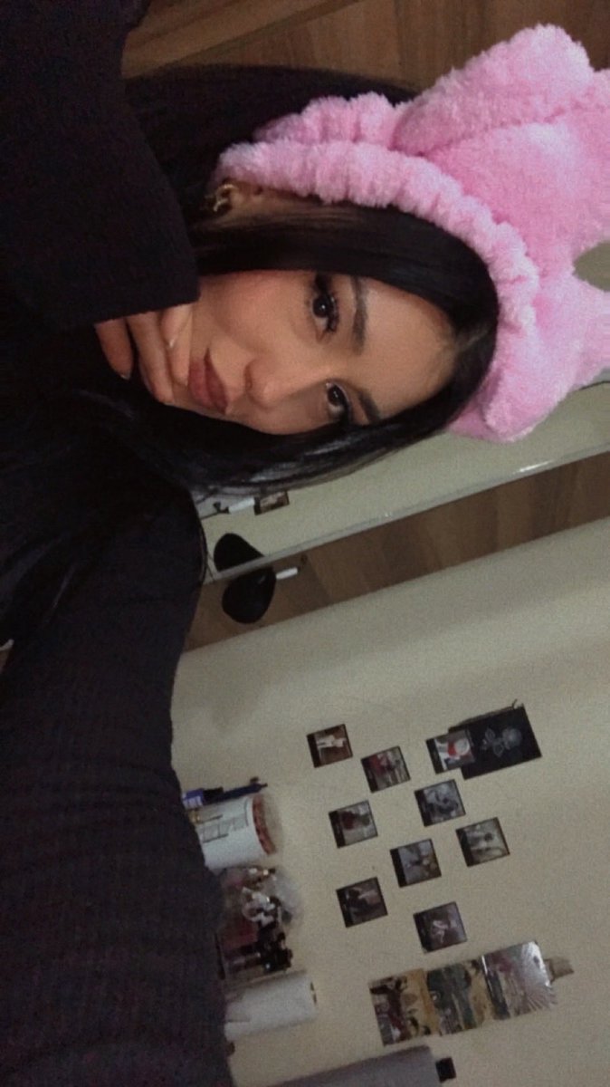 E.K (@esrakrbn) on Twitter photo 