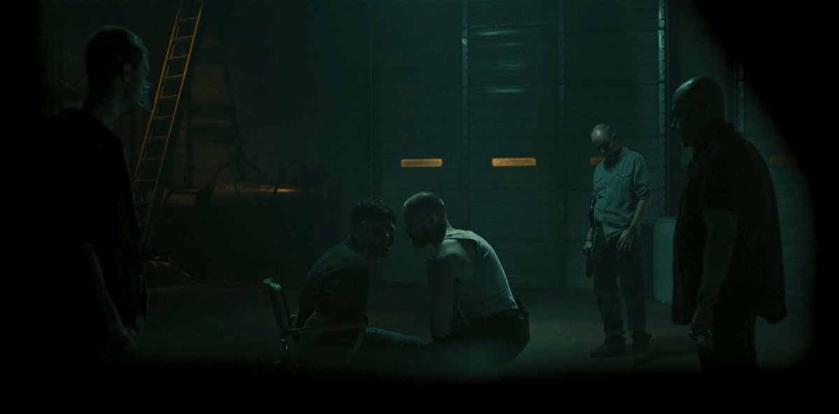 JackOCine's tweet image. L&apos;excellente mini-série #Task n’est pas tant intéressée par les dynamiques usées du polar, qu&apos;elle exploite délibérément, que par celles qui poussent ces habitants du Nord-Est de l’Amérique à combattre leurs démons, jour après jour. Une œuvre franchement passionnante.