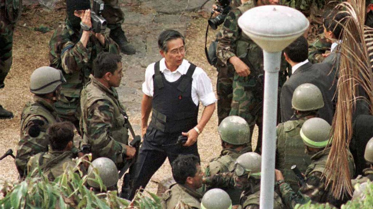 Y así es como nacen las guerrillas..y solo hay una forma de cortar los.. al estilo de LFC y Fujimori.