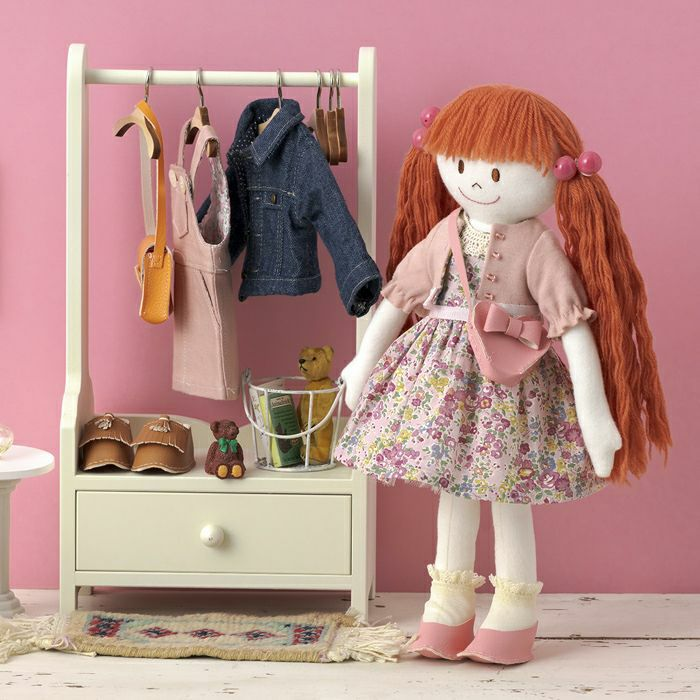 🧸【ニーナの着せ替えをもっと楽しく！】🧸 🎀ドール用ハンガー3本