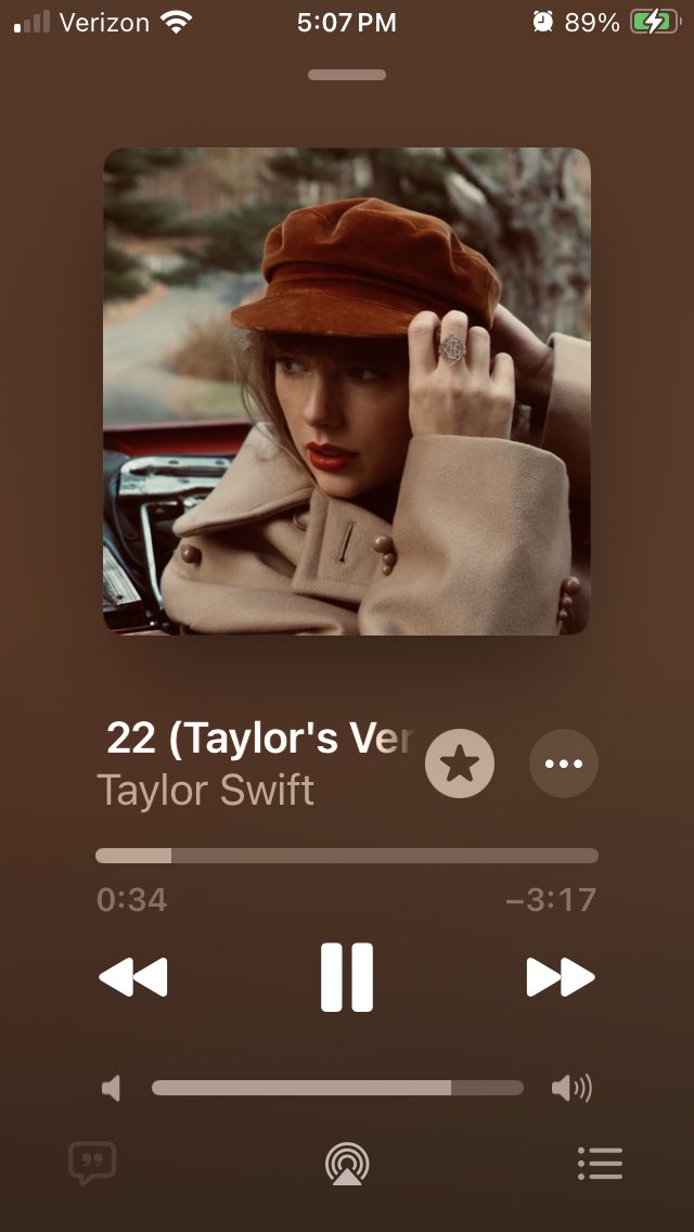 withbecka's tweet image. One of my favorite songs ever. Because it’s FUN 😍 #TaylorSwiftRed 🧣 #RedIs13