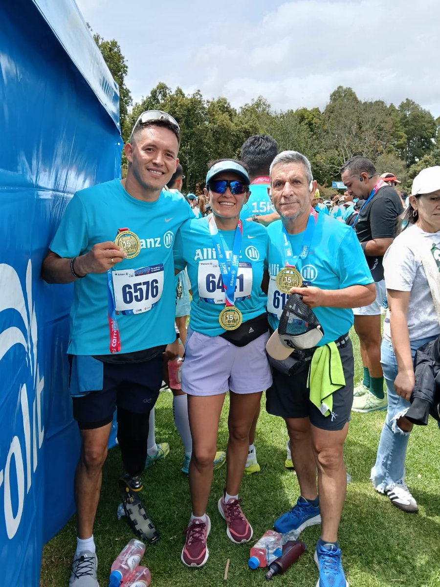 #Agradecimientos La compañía de seguros <a href="/AllianzCol/">Allianz Colombia</a> patrocinó a 10 veteranos, algunos con discapacidad, y beneficiarios, que hacen parte del club de running de <a href="/divriveteranos/">Dirección de Veteranos y Rehabilitación Inclusiva</a>, para participar en la modalidad 15k de la Carrera Allianz, realizada el pasado 19 de octubre en Bogotá.