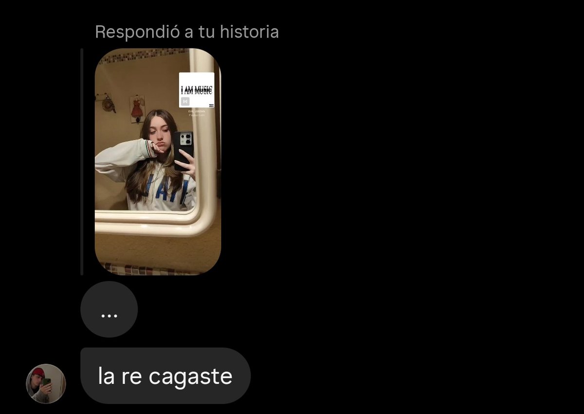 sofcapalbo's tweet image. q cargoso este puto