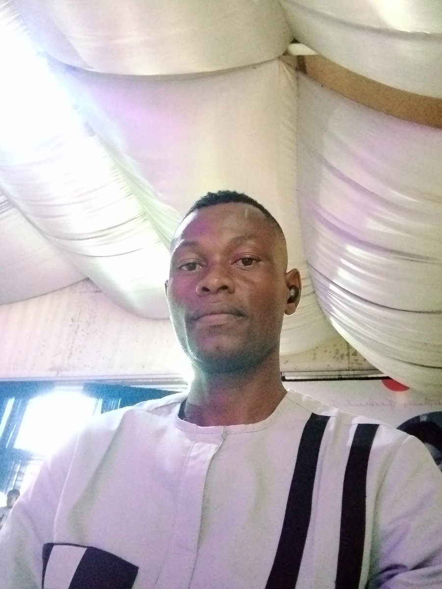 softmathias's tweet photo. They clipped my car bcos of no seat belt on while the traffic  light was on Red, deceived me to meet an officer for negotiation because to negotiate they kept my busy and towed my vehicle to their office without my knowledge, The name of their superior is OMOEFE PRINCE EKO. https://t.co/tS0aljioJ6