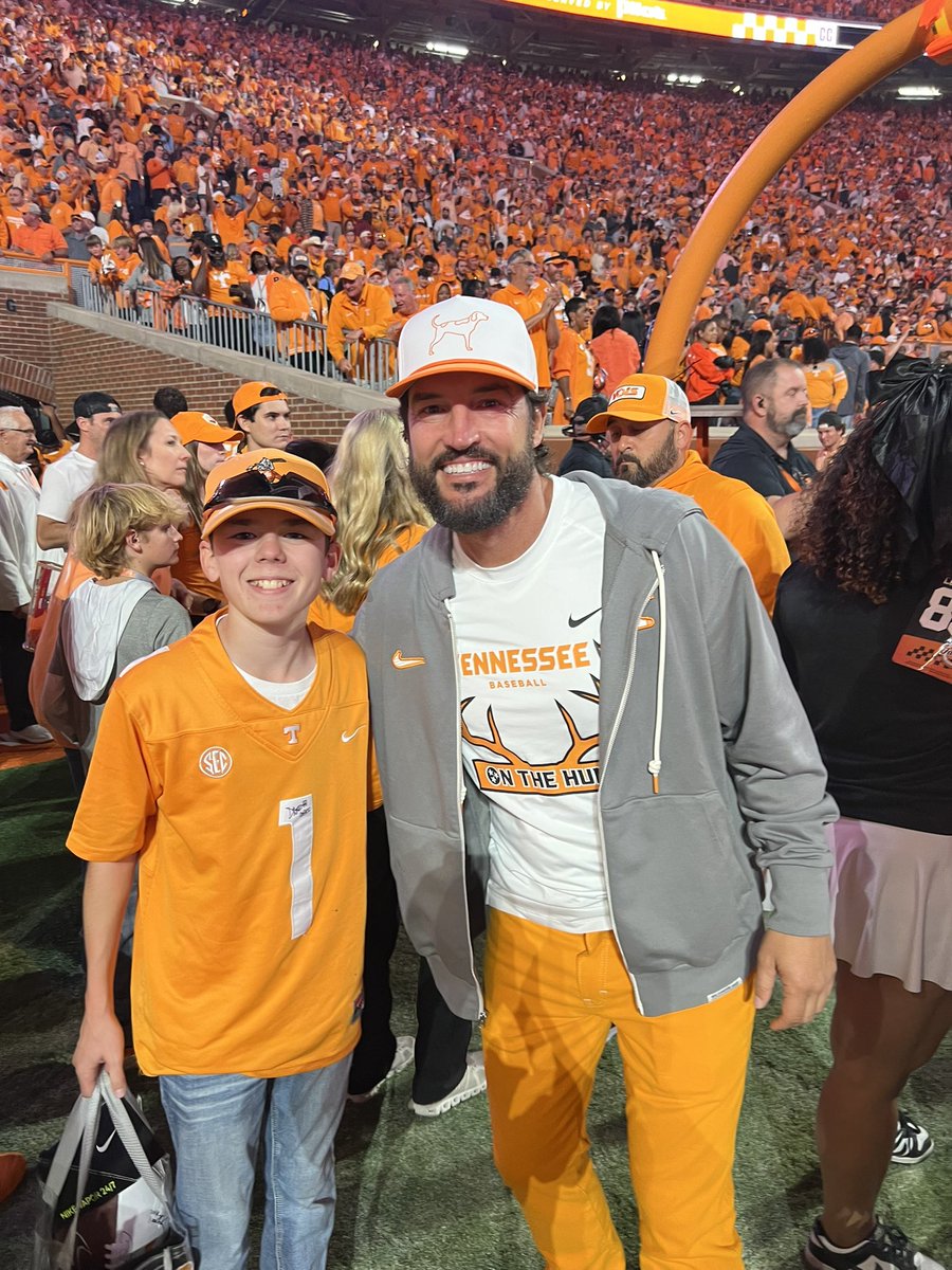 I never went to a single UT baseball game before this man took over, even when I lived on campus back in the day. But he made Tennessee baseball exciting. His teams have given me so many incredible memories with <a href="/Nolan_W_Art/">Nolan Whitehead Art</a>. 

Wishing Tony V much success in his next chapter!