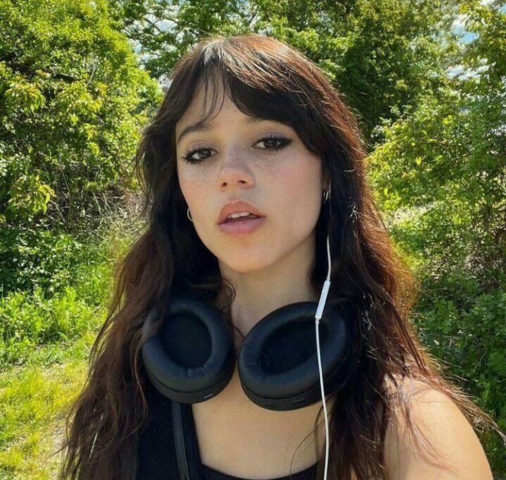 demonioloiroo's tweet photo. truth or dare - #wenclair #wenclairau

Enid, mesmo depois de anos, ainda pensa na garota que beijou em um jogo de verdade ou desafio na época da escola, mesmo depois de anos sem contato. 

(sinopse estendida em baixo) https://t.co/pbb6QDMtog