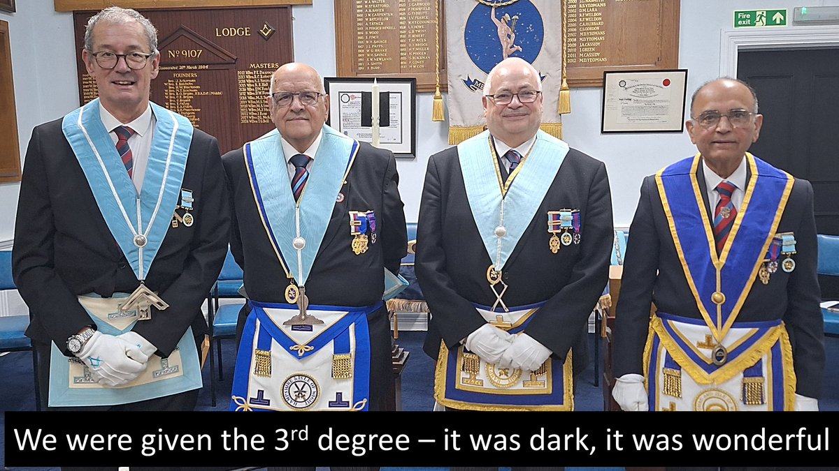 MercuryLodge's tweet photo. Mercury delivered an excellent demo of 3rd Degree – the Ceremony of Raising to a Master Mason.  This is lengthy,  testing and in places dramatic.   We were honoured by a visit by Area  Chairman N Edwards. 
#Farnborough, #Aldershot, #Freemason, #HantsMason, #HampshireMasons https://t.co/Sb6bxwLrIR