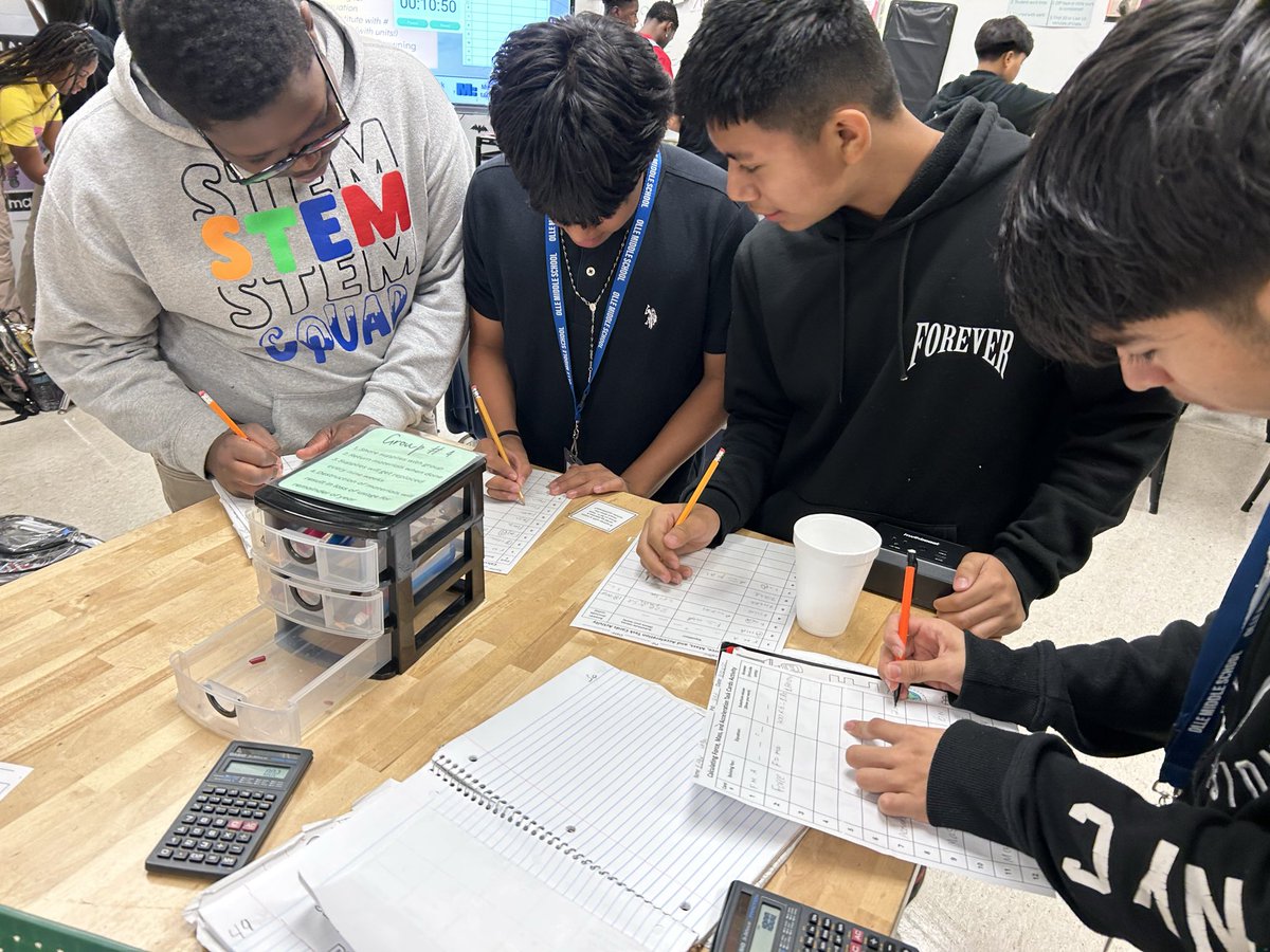 alyssa_browning's tweet image. 🕵️With task cards hidden all over the room, students jumped into action finding all questions and solving for f=ma 🔍🕵️♂️#newtonslaw #fma #abl #sciencefun #sciencechallenge