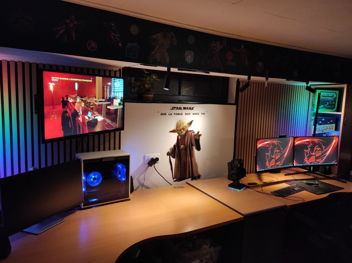 kitsune531's tweet photo. Après 3 ans
Ça prend enfin forme 
Bon ça c'est qu'une partie 
Y'a encore à faire
Des avis ? Des idées ?

#setup #gamingroom  #teletravail #chill #maytheforcebewithyou https://t.co/ttW9AH64Oa