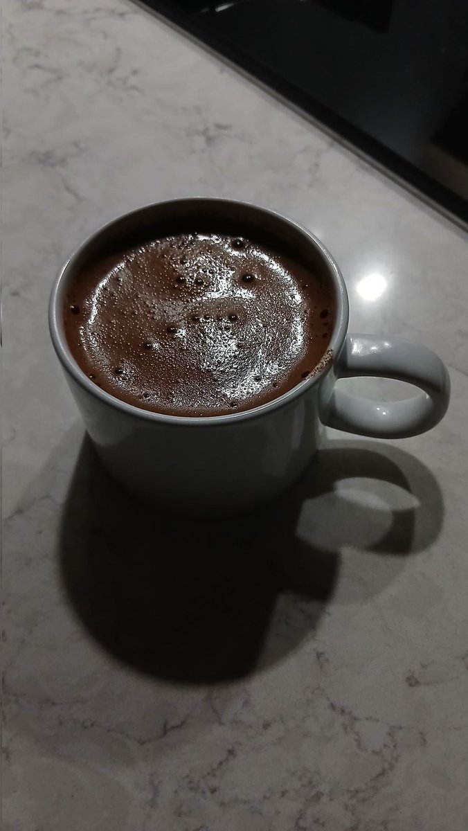 😎 Kahveyi ben yaptım, karışanı köpüksüz bırakırım ☕️
#𝗥𝗲𝗮𝗟𝗶𝘀𝘁™

#GeceyeBiKahve