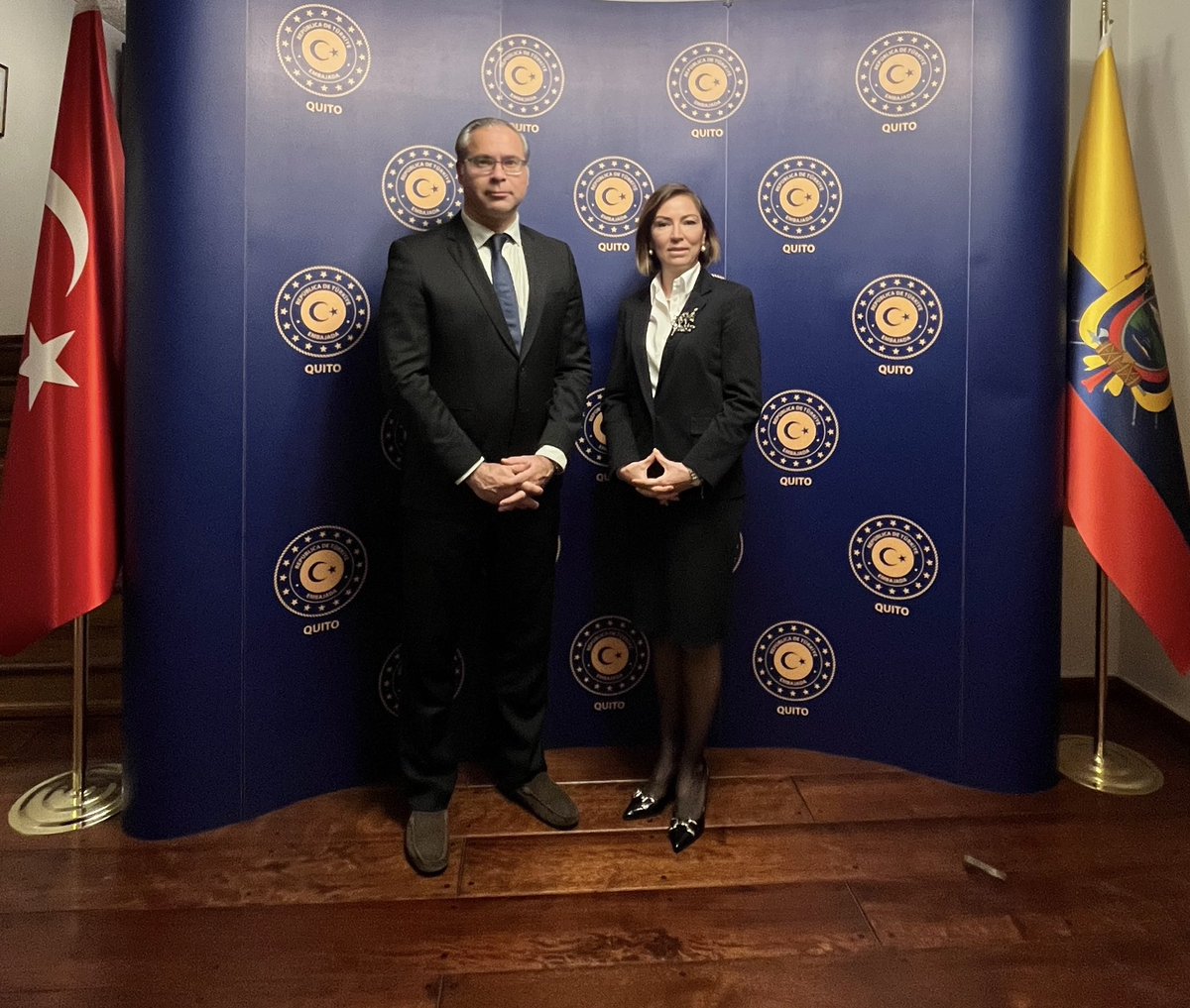 Kardeş Azerbaycan’ın Ekvator’a akredite Brezilya Büyükelçisi <a href="/NovruzRashad/">Rashad Novruz</a> ’a ziyareti için teşekkür ederiz.
🇹🇷🤝🇦🇿