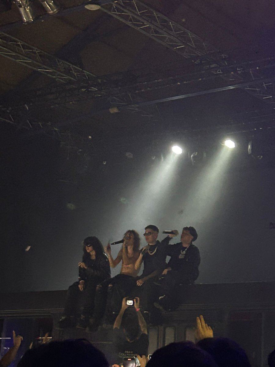 aura como dice el piberio

era re chota la foto no