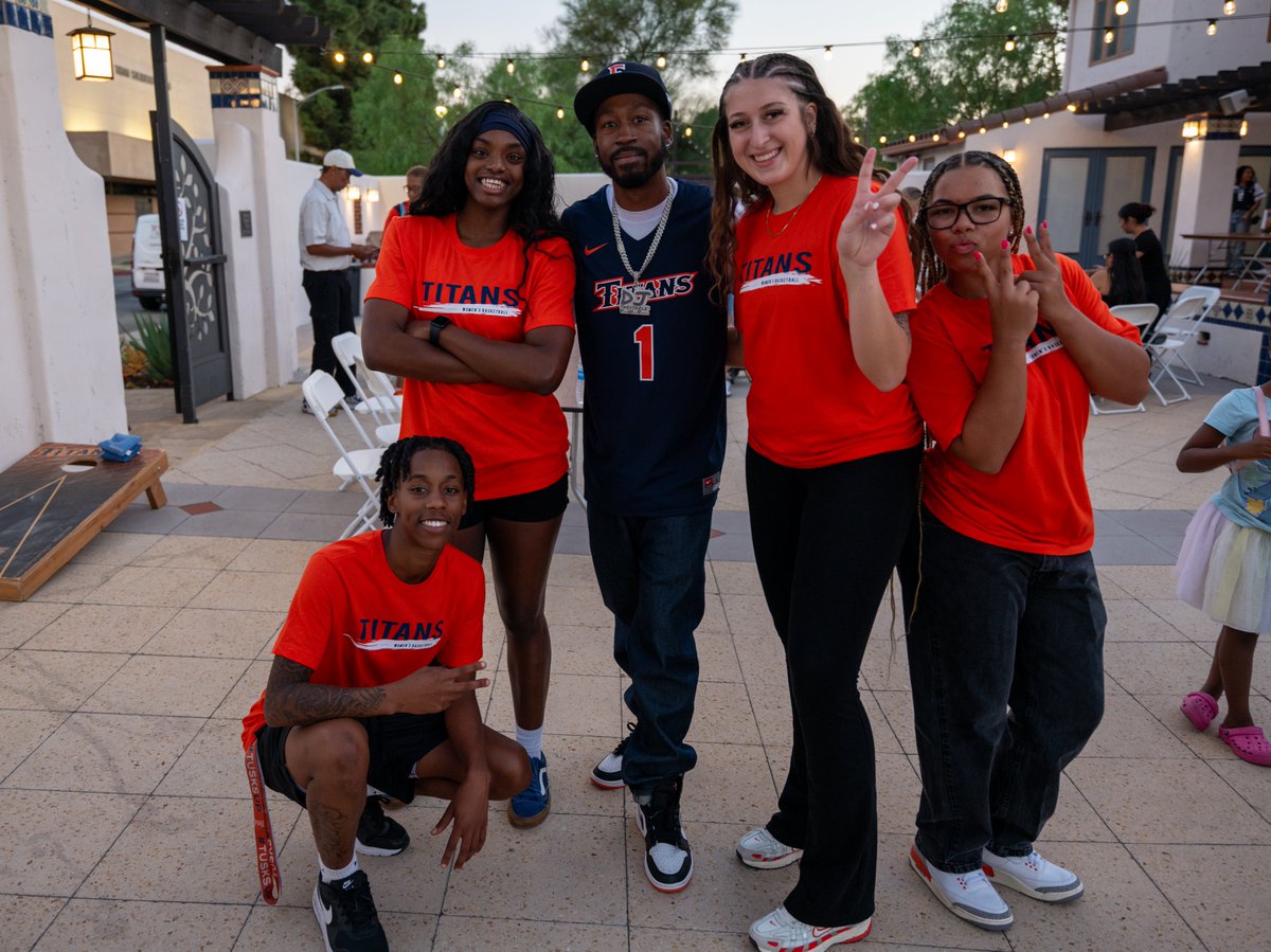 The Titans hosted their successful Fastbreak Fundraiser last weekend

fullertontitans.com/news/2025/10/2…

You can still donate to the program here
giveto.fullerton.edu/site/SPageServ…

#TusksUp