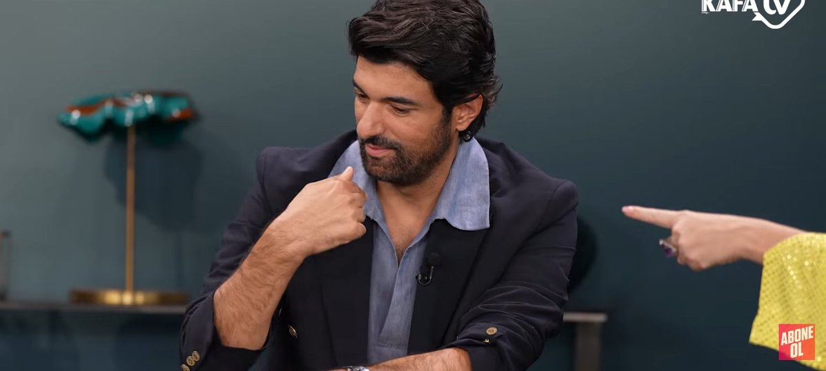 When you did something wrong…and you never deny it 😂😂😂😂✋🏻

#EnginAkyürek #EnfesBirAkşam