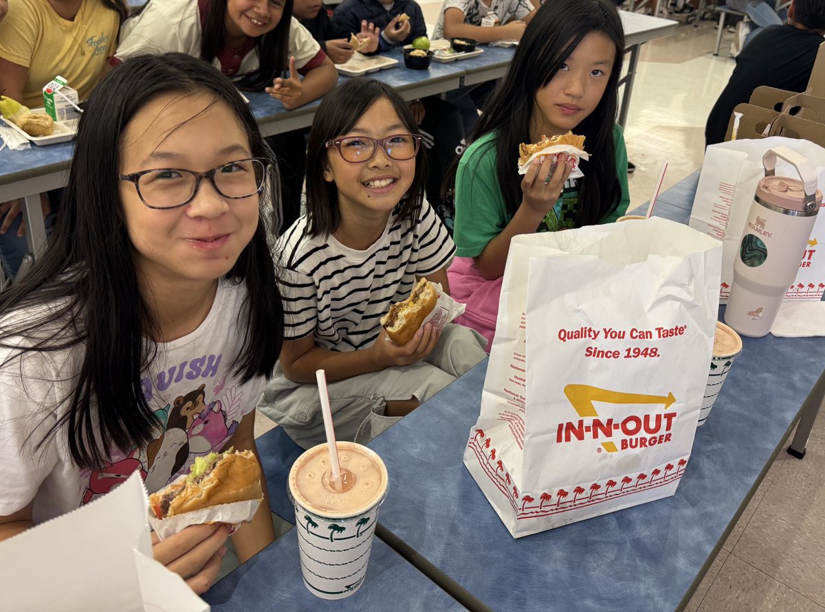 Our  Sumdog top 10 winners celebrated today with an In n Out lunch with a friend! Keep shining, Patriots 👏🏼#panterapatriots #patriotshavepride #proud2bepusd