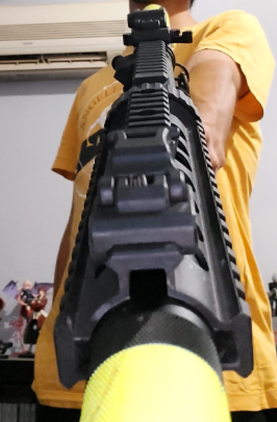 Luckily I have a friend who plays airsoft😁

#sketch #drawing