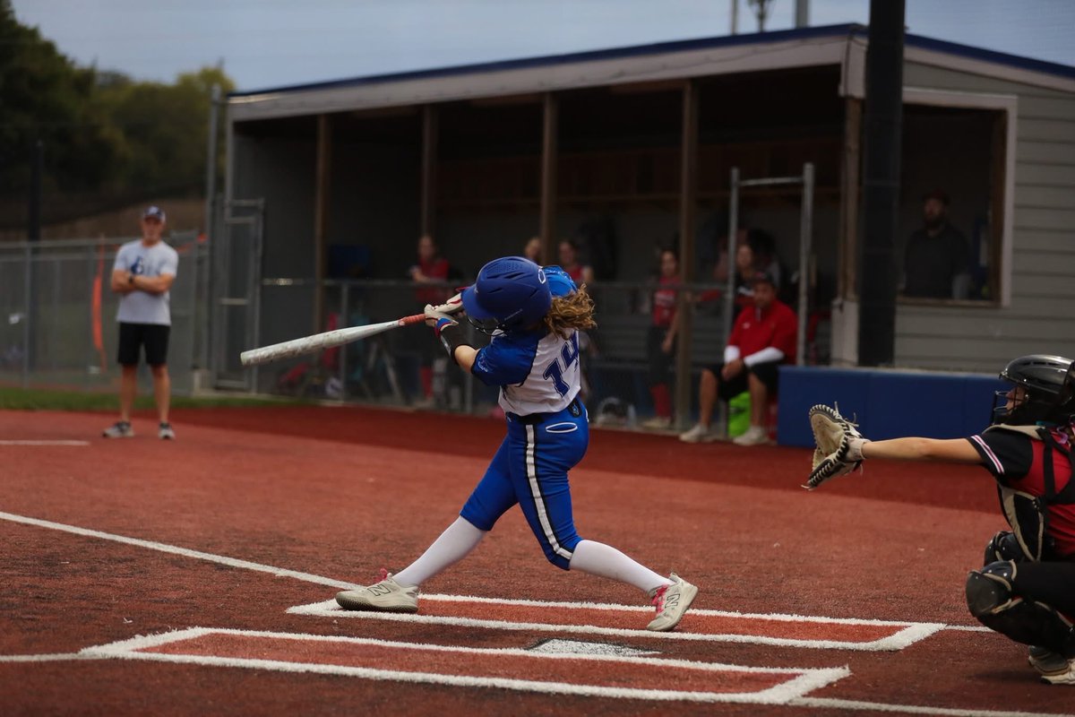 madelyncline2029 tweet media