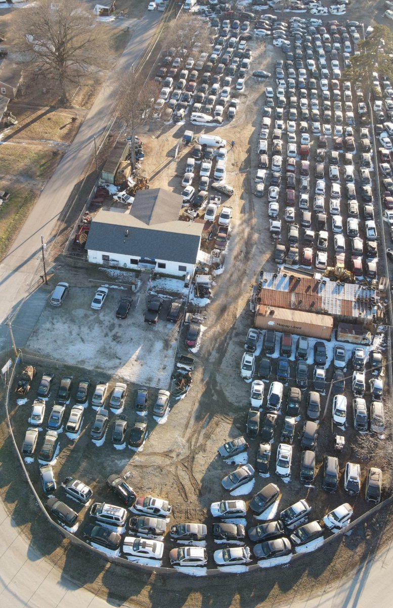 AutoProperties's tweet image. FOR SALE – Automotive Salvage Facility
5649 Clayton Street, High Point, NC

For Sale by Owner

Full Details: automotive-properties.com

#CommercialPropertyForSale #HighPointNCRealEstate #NCRealEstate #AutomotiveBusinessForSale