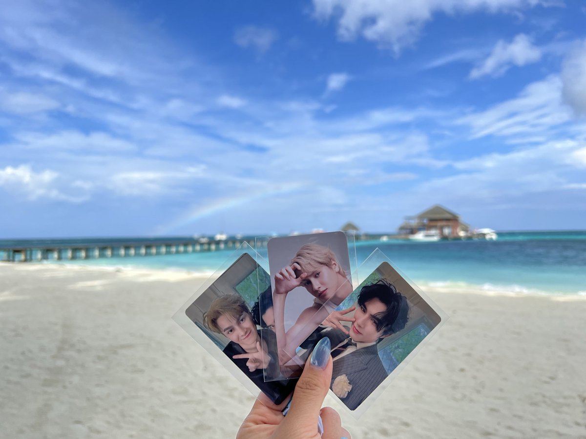 xnahohox's tweet image. 逃避行旅行🇲🇻の最終日(帰国日)に
撮った写真がとてもお気に入り📸🤍
よく見てみると…
虹が出てるんだよ〜〜〜🌈
#SmartBoom #BXXMRVW #smartcsnp
#Auralis @bxxm_rvw @smart_csnp