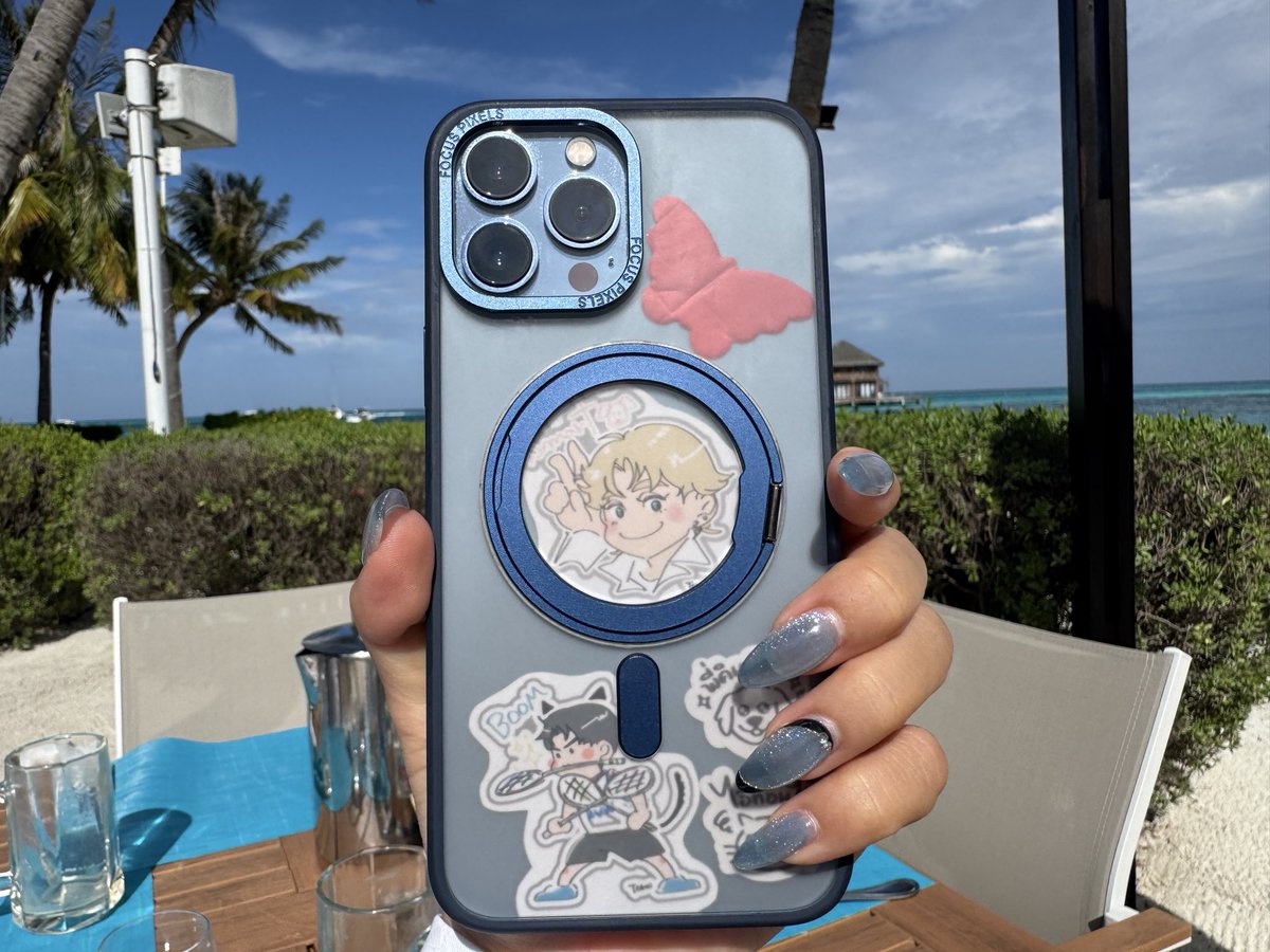xnahohox's tweet image. 逃避行旅行🇲🇻の最終日(帰国日)に
撮った写真がとてもお気に入り📸🤍
よく見てみると…
虹が出てるんだよ〜〜〜🌈
#SmartBoom #BXXMRVW #smartcsnp
#Auralis @bxxm_rvw @smart_csnp