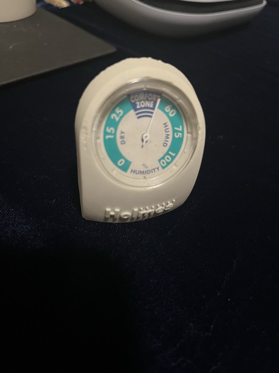 MysticMacht's tweet image. Watched Technology Connections on humidifiers the other day and how theyre lil scam boxes. 

Made one in 60 seconds, and it’s been out performing my bought unit since. 😅

Outside currently at 35%, before testing, the room was about 40%

It’s now a comfortable 50%

#humidifiers