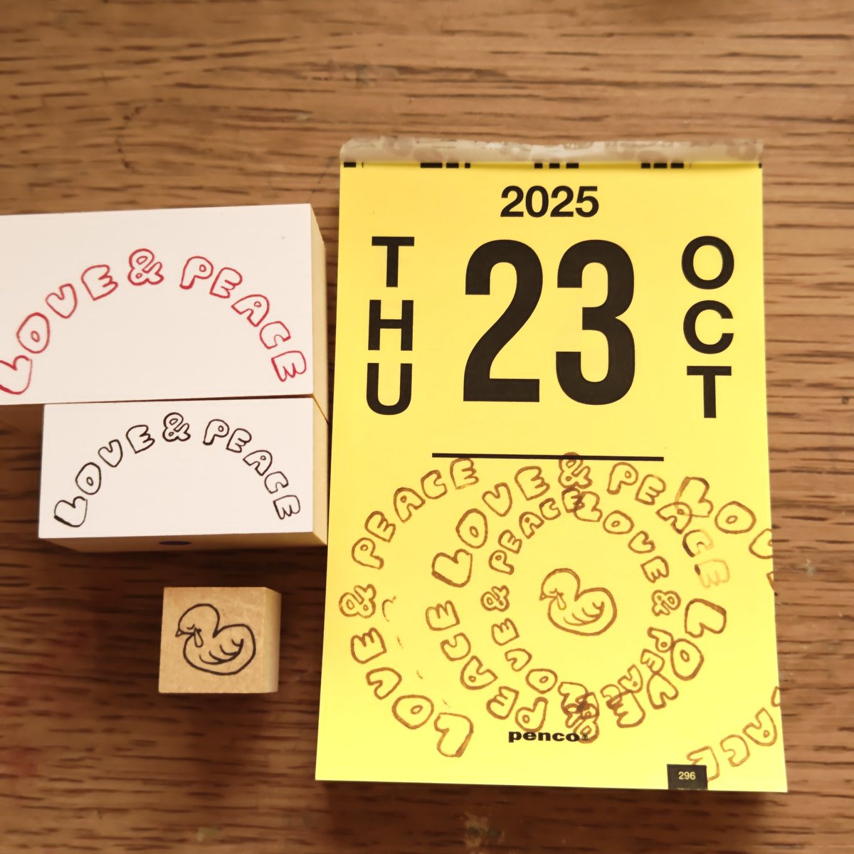 ke_co_ltd's tweet image. おはようございます☀︎

朝のひんやり空気だいぶ好き！
まだ体に暑かった記憶が残ってるから
涼しいと嬉しくなっちゃう
もう少ししたら寒さに文句言うと思うけどw

 #今日のはんこ
nico recipeさん

 #日めくりはんこ