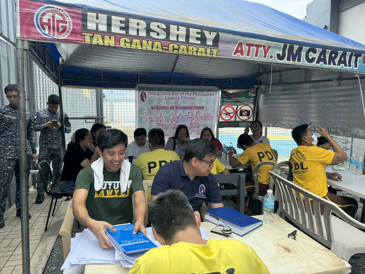 IBP_NCLA's tweet image. IBP Laguna
October 18, 2025

Jail Visitation and Decongestion Program: In Pursuit of Swift and Equitable Administration of Justice - a legal aid activity held at the BJMP Male Dorm, Biñan City, Laguna on Oct 18, 2025 @ 8-12nn

#IBPNCLA
#ServeTheCountryHailTheIBP
#IBPLegalAid