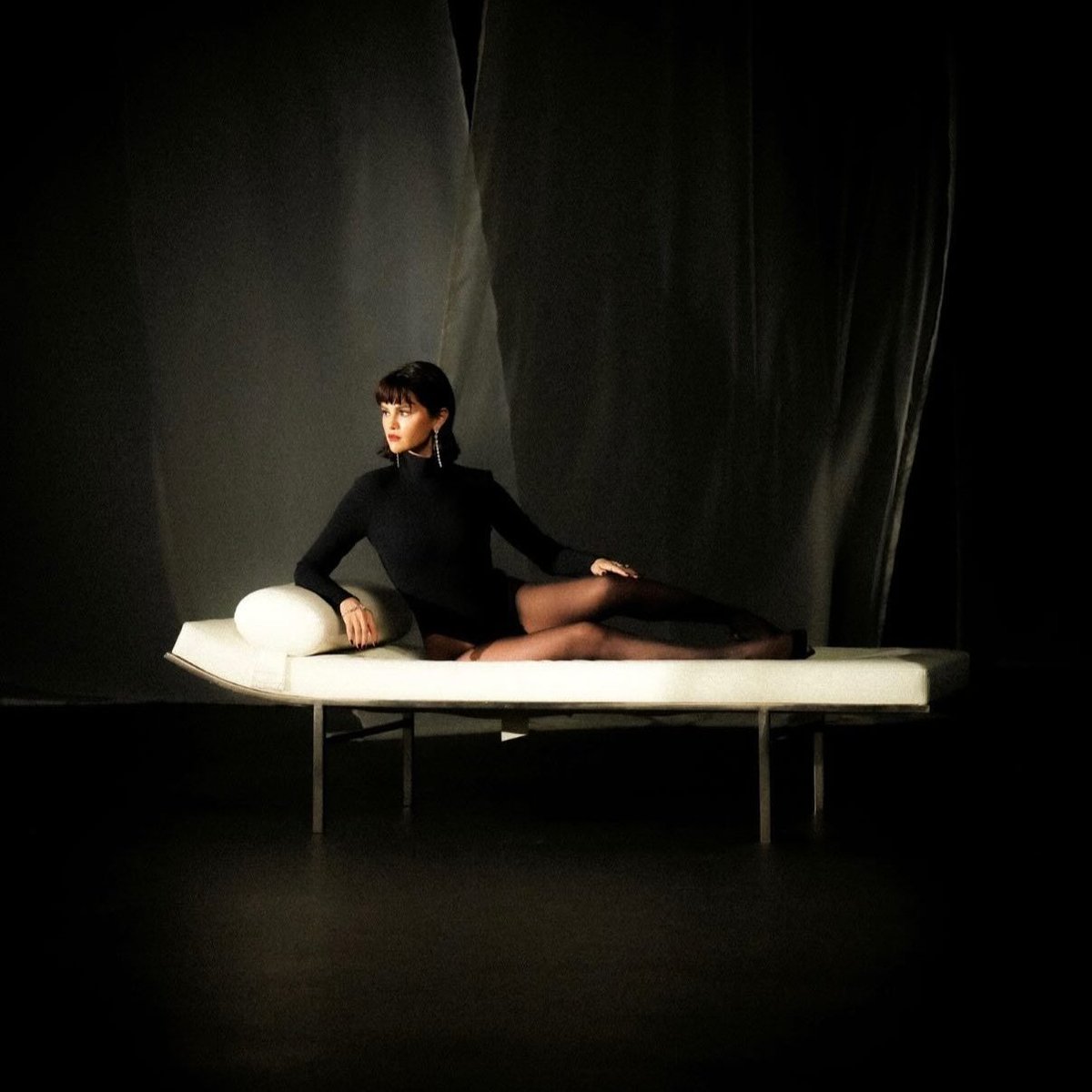 SELENAT0RSARMY's tweet image. Selena Gomez for “In The Dark.”