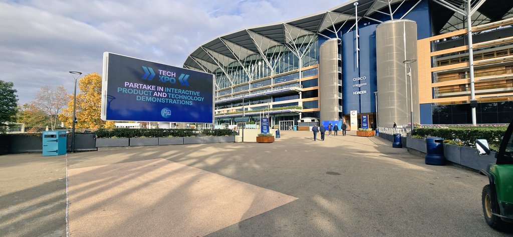 chris_neto's tweet image. Amazing 1st Day in the Books at Midwich #TechXPO2025! #avtweeps #proav