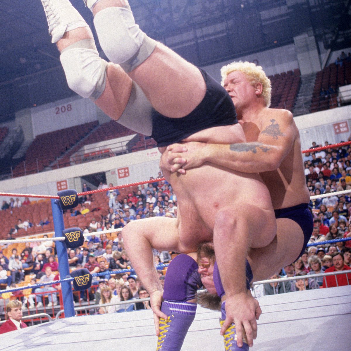 RealHacksawJim's tweet image. Back and forth battles with The King of the WWF, Harley Race!

#WaybackWednesday #WWE