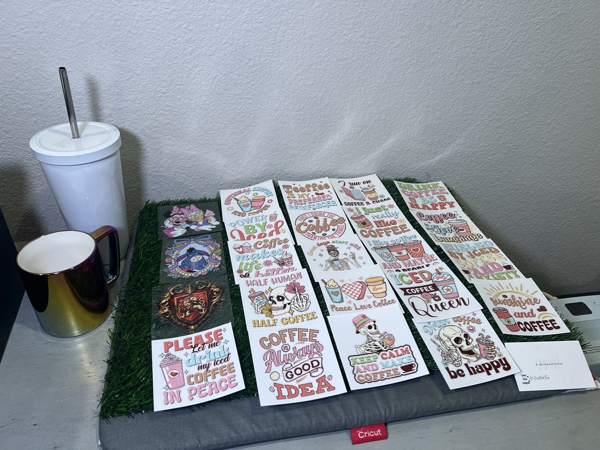 B_RoseMadeThose's tweet photo. Cup wraps &amp; decals available! Message me for more info! https://t.co/5hM7DpJONe