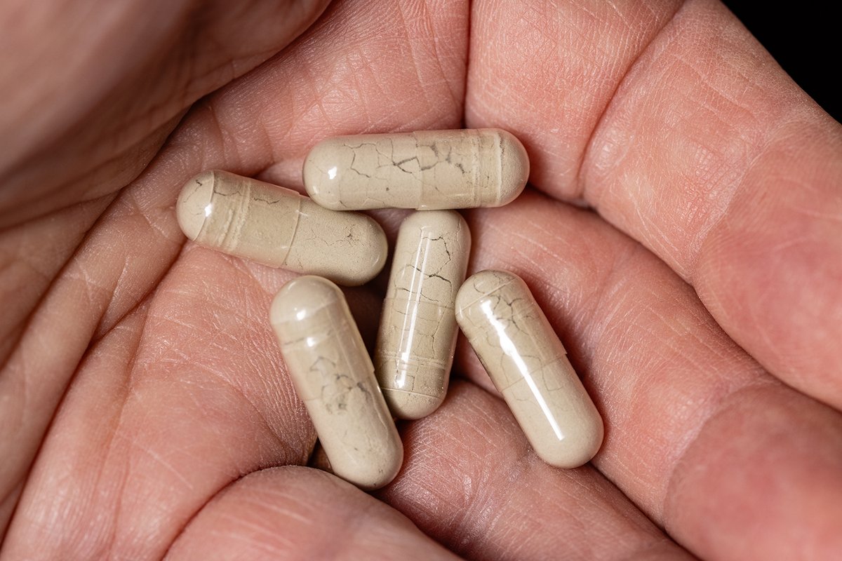 Dr. Timothy Phillips, a professor in the VMBS’ Department of Physiology and Pharmacology, is harnessing the power of nature to absorb environmental toxins through edible clay treatments.

Read more at vetmed.tamu.edu/news/press-rel…

#TAMUVetMed