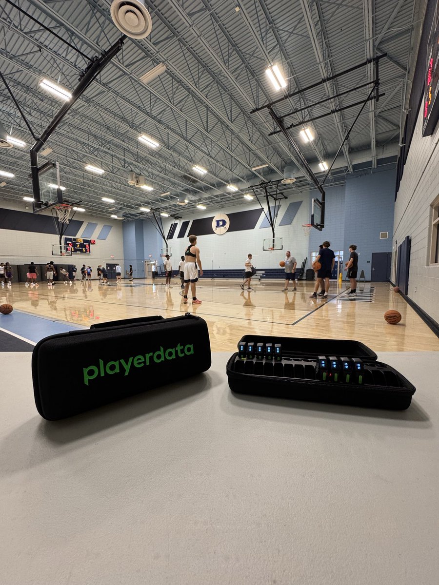 ryanmllr107's tweet image. Big thank you to @dormanstrength  and @DormanHoops for allowing me to sit in on basketball practice today.

Also had an opportunity to run a session with @PlayerData &apos;s portable LPS system (picture below). Pretty incredible.