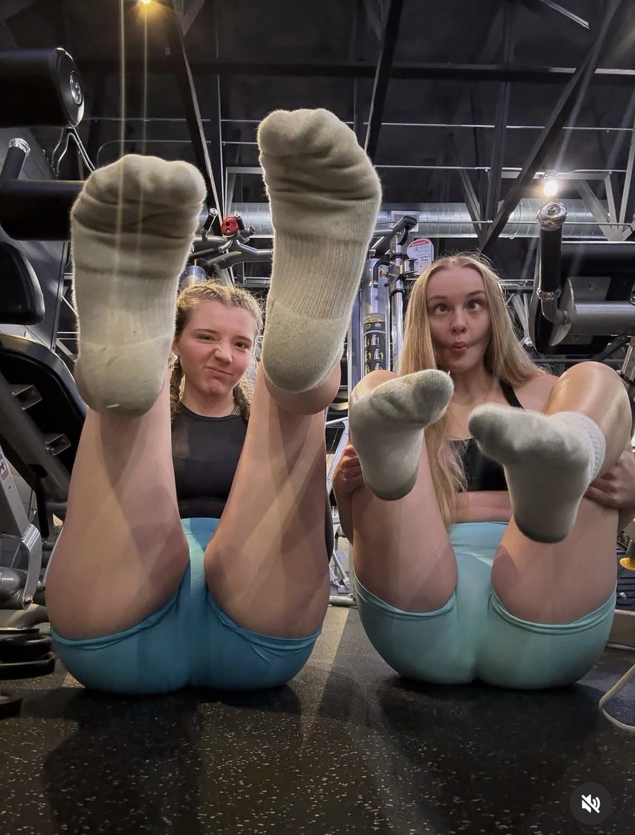 stinkysocksimp's tweet image. 