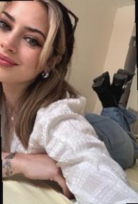 princessc442's tweet image. eating cereal at 1am because decisions are for mornings