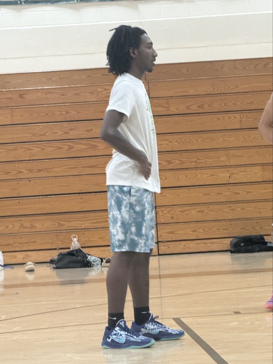 TriHoopsNet tweet media