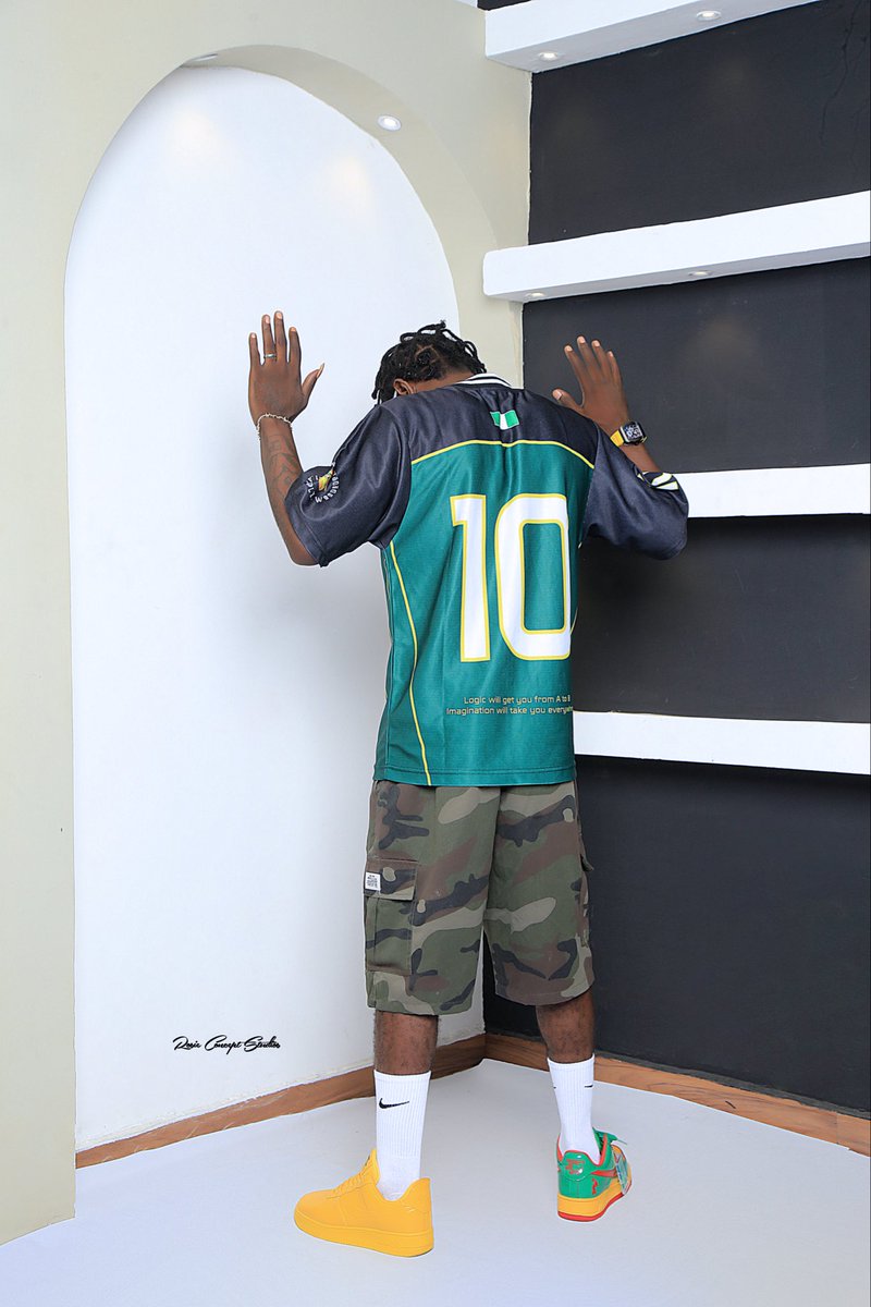 DovemanOfficial's tweet photo. Happy birthday to me! I am grateful for all the opportunities I’ve had to grow and develop this year. I am grateful for every door that was closed, because it was not the right path for me. I am going to carve time out of all the busyness this coming year, and quiet my mind. https://t.co/ZBFpFKLZSr