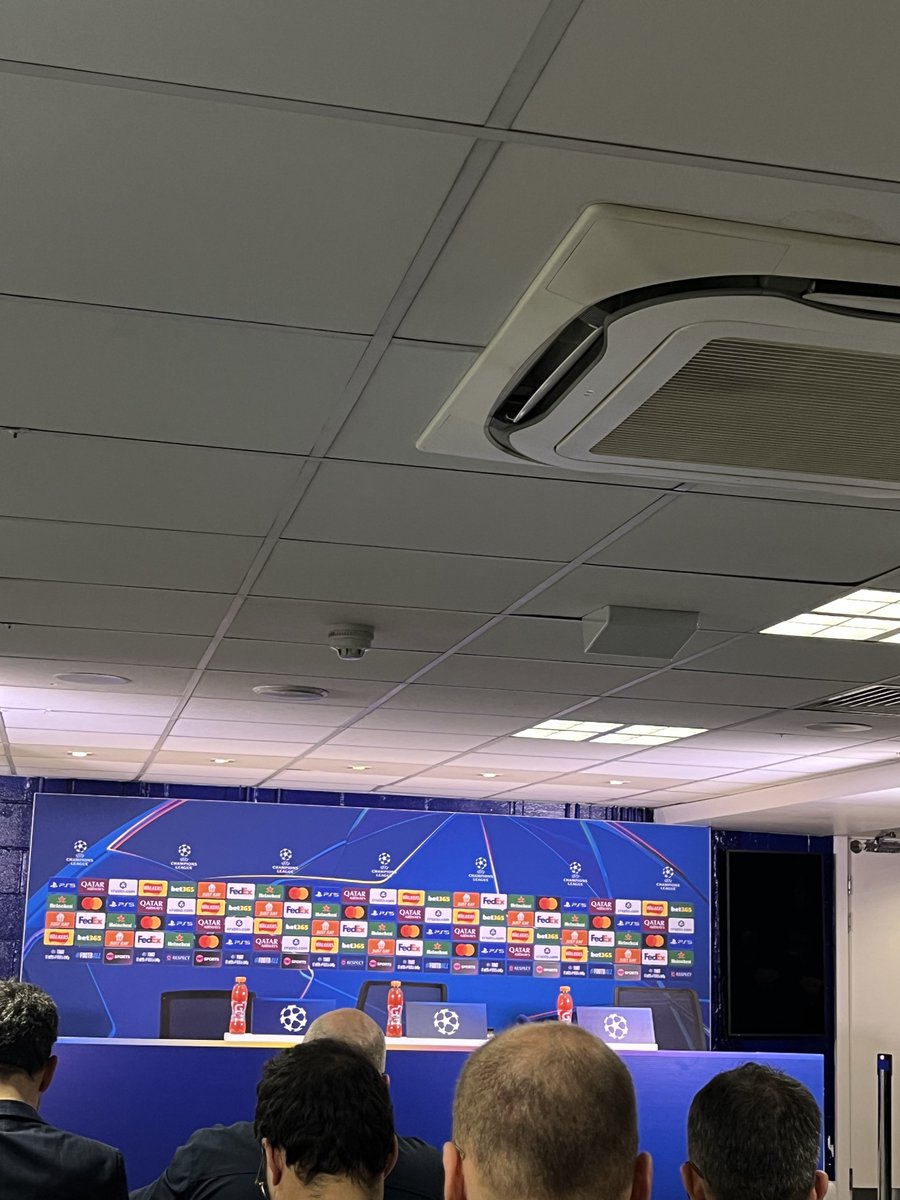 Demolition job from Chelsea tonight. 

I thought Ajax started okay before the red card, but it was the correct decision to send Taylor off. 

Estêvão? Chelsea are lucky to have him… 🇧🇷
