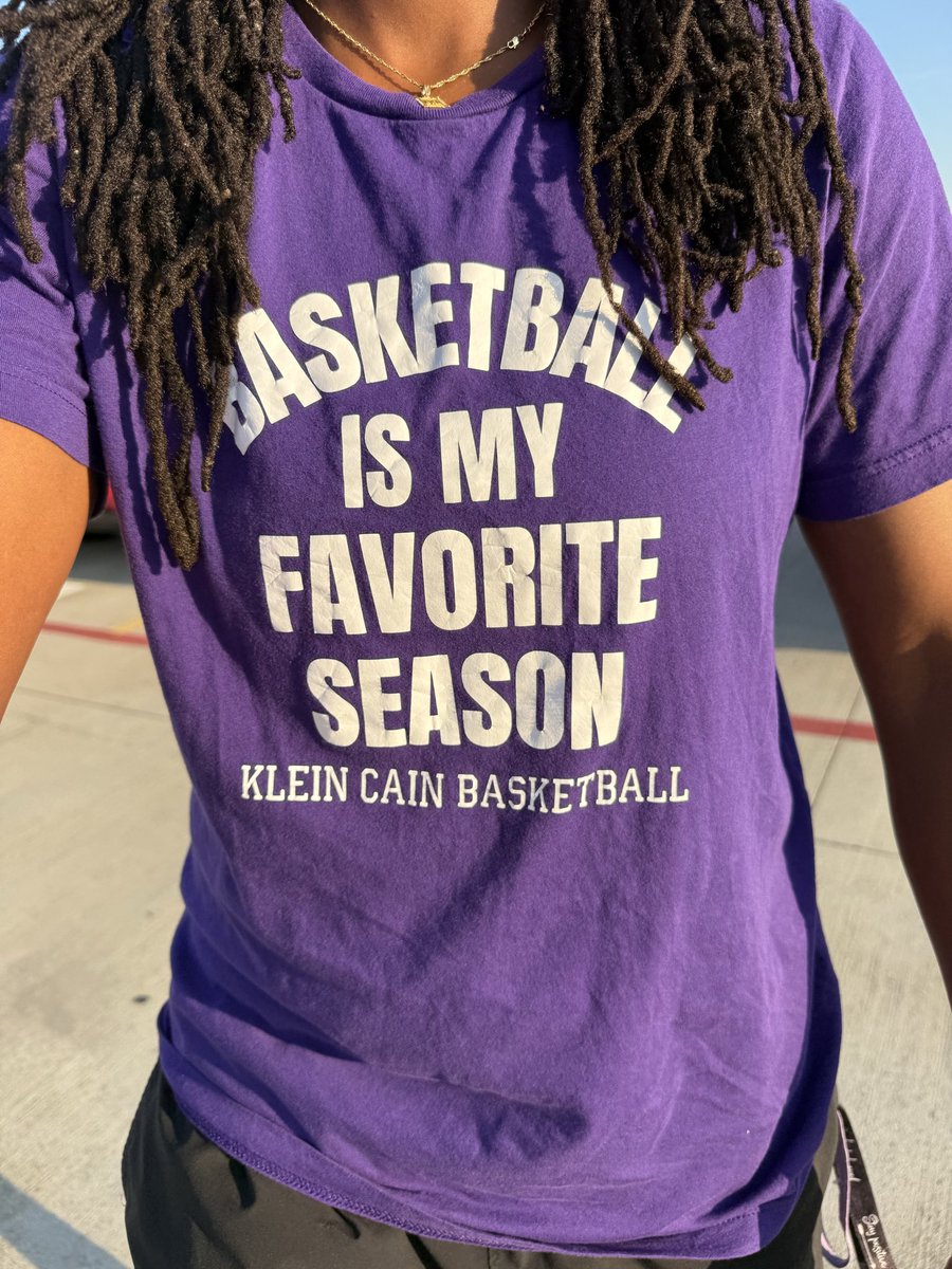 The most wonderful time of the year is here! 💜🏀

Happy official first day of girls’ basketball season! Let’s get it! #LoveForTheGame