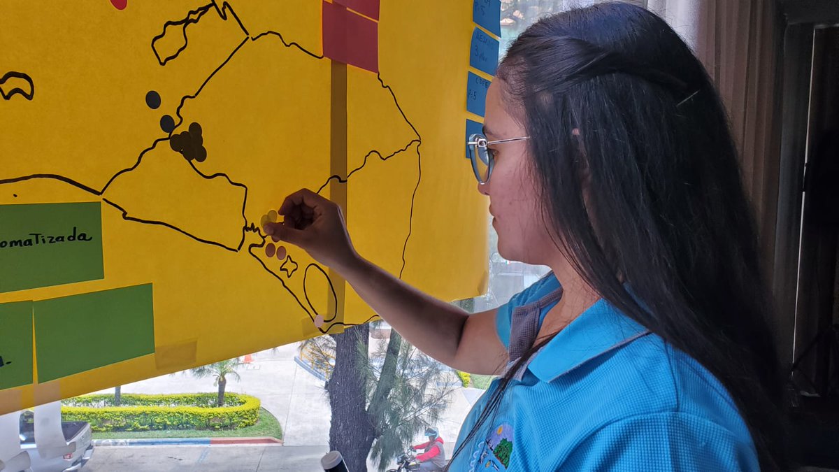 🌤️ Cerramos el Encuentro de la #ROCC felices y con grandes avances 🙌
Fortalecimos la coordinación de nuevos procesos, pusimos en el centro a las y los observadores climáticos y revisamos una app para administrar datos 🌦️
¡Seguimos tejiendo red por la acción climática! 💧