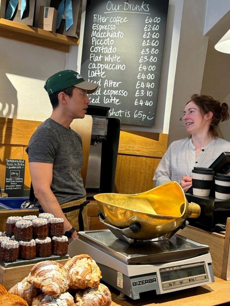 ruby63637's tweet image. Savoring a cup of Monmouth on a slow, golden afternoon ☕️🌿📖 The warmth of the coffee, the quiet of the day, and the joy of getting lost in a good book 📚✨ Pure bliss.