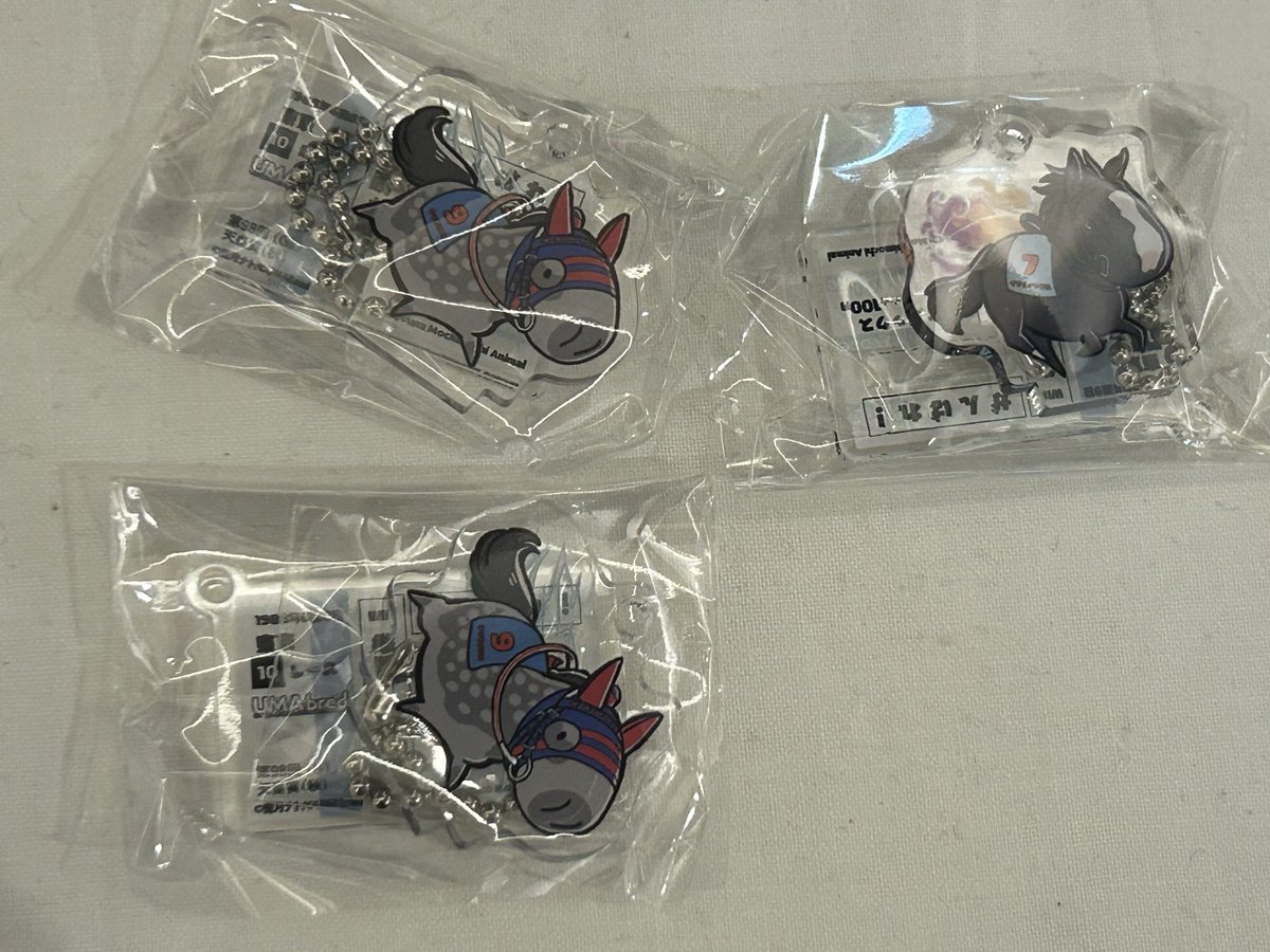 gomasubsab's tweet photo. umabred 交換 天皇賞秋 秋華賞 菊花賞 日本ダービー オークス 皐月賞 ガチャ アクキー ウーマブレッド

過去弾含めての交換希望です！
郵送、25日東京競馬場で直接交換も可🙆‍♀️

譲
［天皇賞秋］
タマモクロス×2
🟡イクイノックス

［秋華賞］
ジェンティルドンナ

↓ https://t.co/mc3ovWKM1c